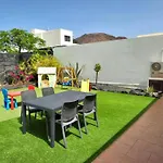 Villa Sunset Faro Deluxe & Pool