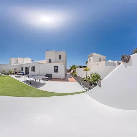 Villa Sunset Faro Deluxe & Pool