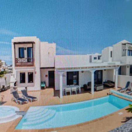Sunset Faro Deluxe&spa Pool Villa *