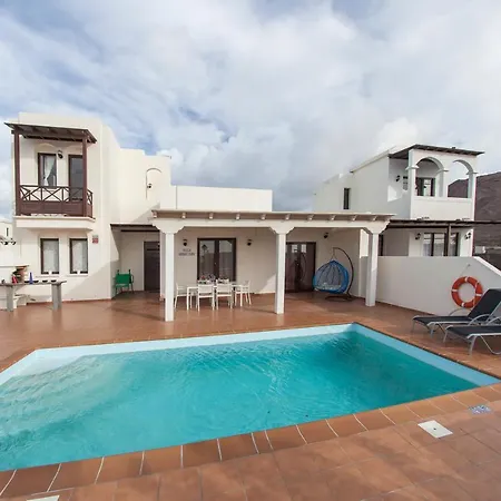 Sunset Faro Deluxe & Pool Playa Blanca (Lanzarote)
